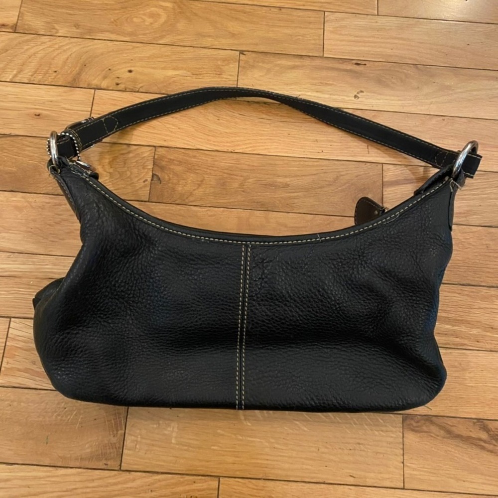 The Sak Black Pebbled Leather Hobo Shoulder Bag Silver Hardware Contrast Stitch